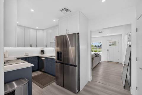 3400 Parker Avenue, West Palm Beach FL - photo 11 of 42