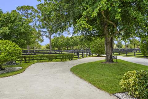 2740 Buck Ridge Trail, Loxahatchee FL - photo 9 of 70