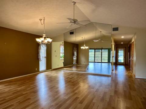 12619 SE Cascades Court, Hobe Sound FL - photo 8 of 33