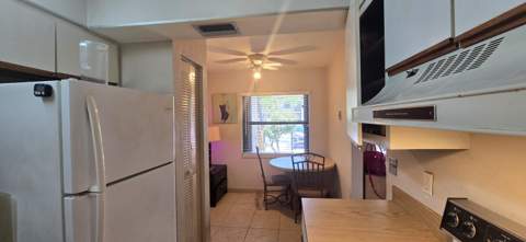 7843 Willow Spring Drive #613, Lake Worth FL - photo 11 of 17