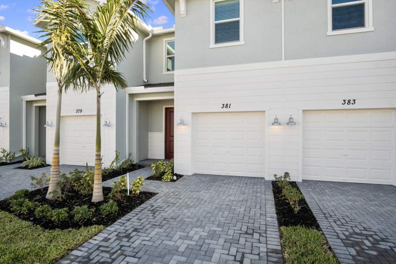 3 bedroom Townhouse at 381 SE Crossoak Lane, Veranda Plat No. 9, Port St. Lucie — photo 3