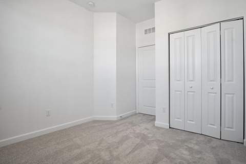 381 SE Crossoak Lane, Port St. Lucie FL - photo 18 of 41
