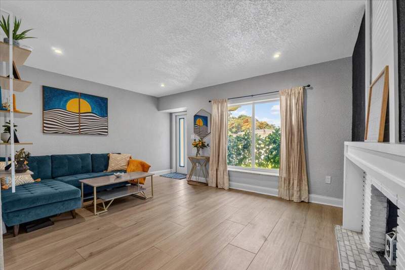 2 bedroom Single Family Residence at 1560 NE 32nd Street, Ocean Ave Heights, Oakland Park — photo 4