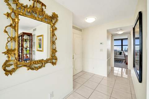 936 Intracoastal Drive #10E, Fort Lauderdale FL - photo 7 of 98