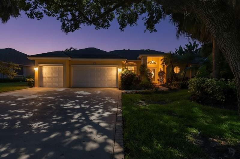 4 bedroom Single Family Residence at 153 N River Drive, North Fork, Jupiter — photo 3