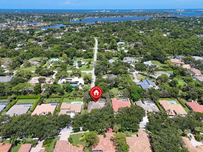 4 bedroom Single Family Residence at 153 N River Drive, North Fork, Jupiter — photo 2