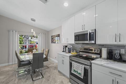 12035 Roma Road, Boynton Beach FL - photo 8 of 28