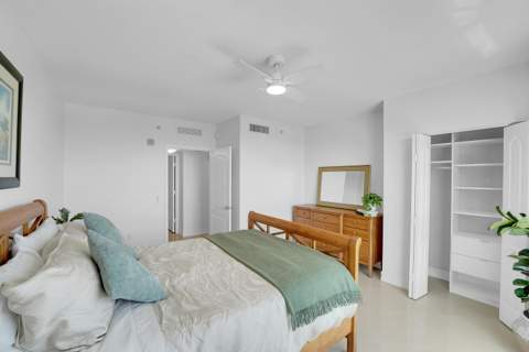 110 N Federal Highway #1410, Fort Lauderdale FL - photo 18 of 38