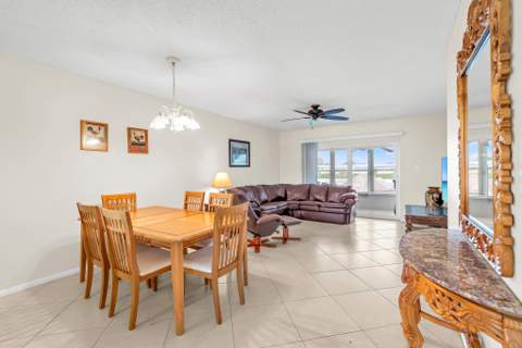 601 NW 76th Terrace #206, Margate FL - photo 6 of 30