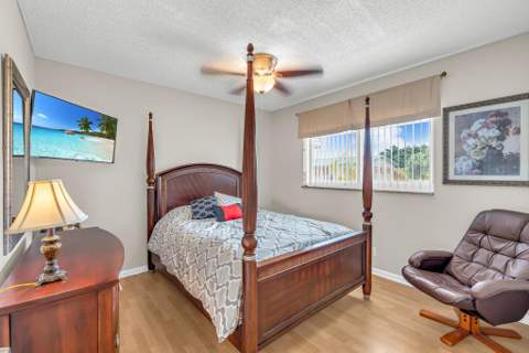 601 NW 76th Terrace #206, Margate FL - photo 15 of 30