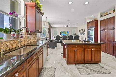 9133 Delemar Court, Wellington FL - photo 19 of 67