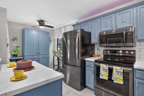 6048 Coral Lake Drive, Margate FL - photo 7 of 35