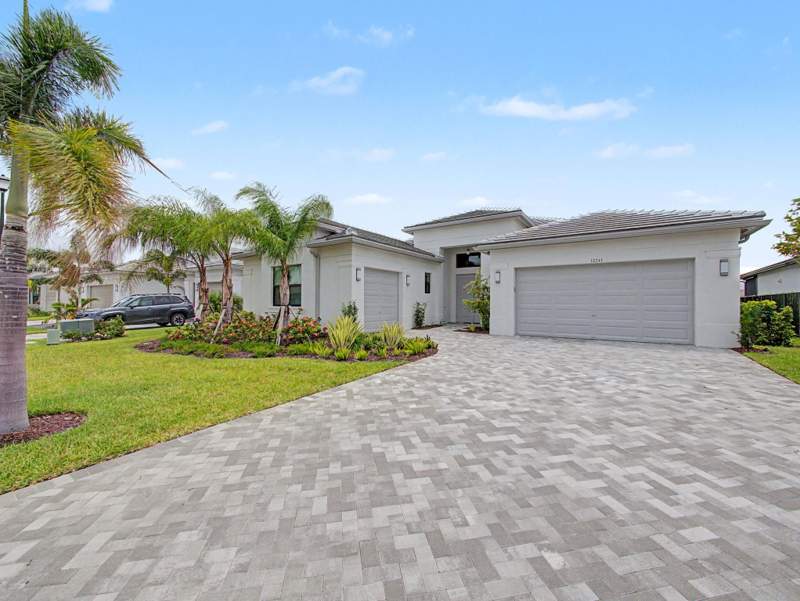 3 bedroom Single Family Residence at 12241 SW Saltwater Drive, Riverland Parcel B - Plat Three, Port St. Lucie — photo 4