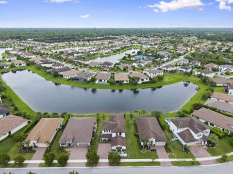 3124 Streng Lane, Royal Palm Beach FL - photo 10 of 64