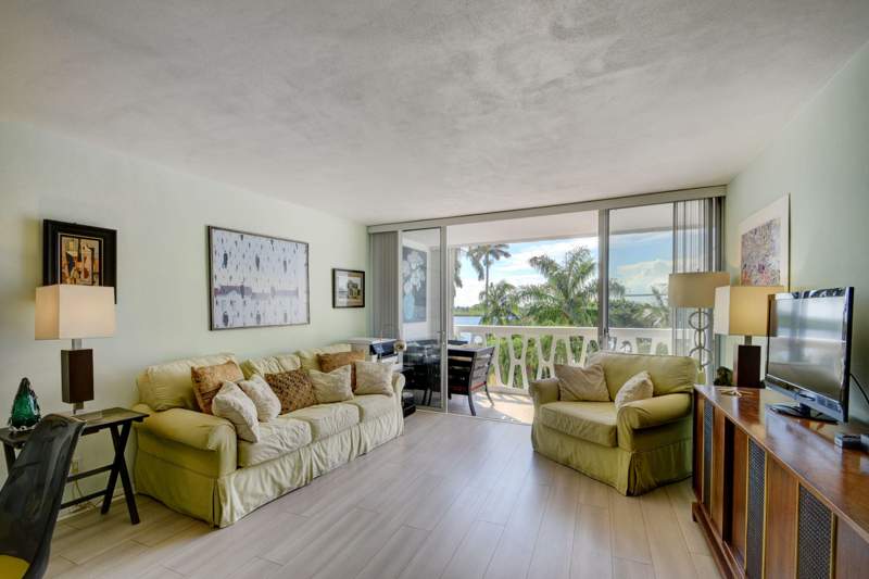 1 bedroom Condominium at 2505 S Ocean Boulevard #403, President Palm Beach Condo, Palm Beach — photo 4