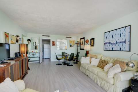 2505 S Ocean Boulevard #403, Palm Beach FL - photo 10 of 49
