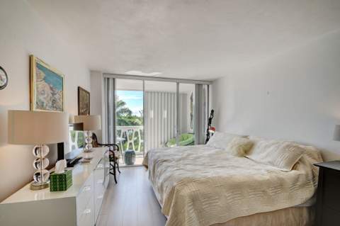 2505 S Ocean Boulevard #403, Palm Beach FL - photo 16 of 49