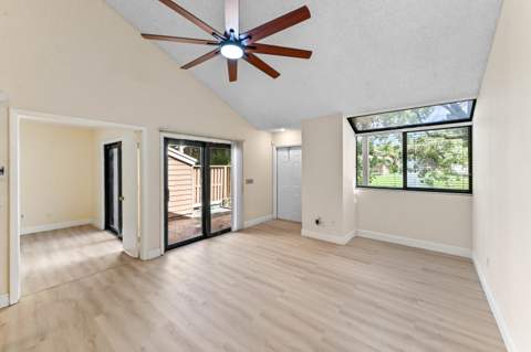 7184 Sportsmans Drive, North Lauderdale FL - photo 9 of 48