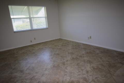 190 South Boulevard, Boynton Beach FL - photo 9 of 11