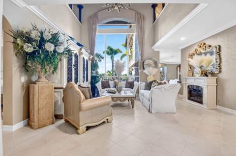 611 Edgebrook Lane, Royal Palm Beach FL - photo 9 of 109