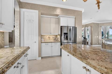 611 Edgebrook Lane, Royal Palm Beach FL - photo 23 of 109