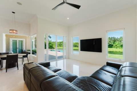 4197 Finishline Terrace, Davie FL - photo 10 of 42