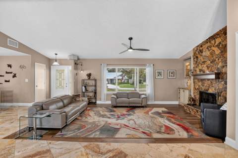 32 SW 14th Avenue, Boca Raton FL - photo 7 of 80