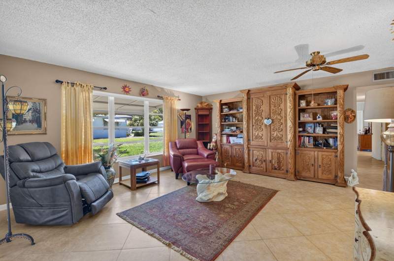 2 bedroom Villa at 1180 S Drive Circle #A, High Point Of Delray Sec 5 Condo, Delray Beach — photo 5