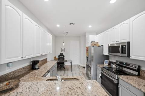 135 SW Walking Path, Stuart FL - photo 17 of 38