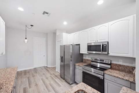 135 SW Walking Path, Stuart FL - photo 19 of 38