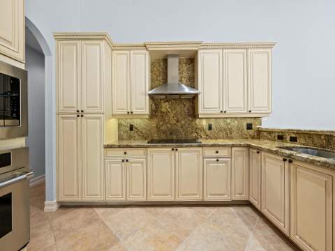 10800 Blue Palm Street, Plantation FL - photo 15 of 55