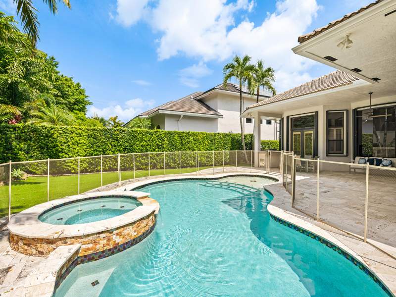 5 bedroom Single Family Residence at 10800 Blue Palm Street, Enclave 2nd Section, Plantation — photo 4
