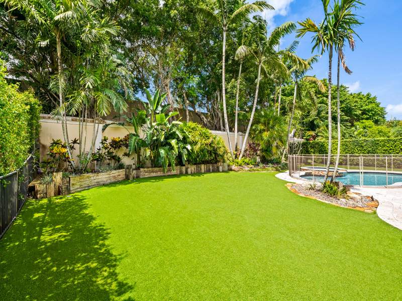 5 bedroom Single Family Residence at 10800 Blue Palm Street, Enclave 2nd Section, Plantation — photo 5