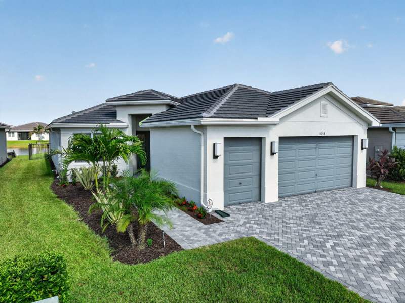 3 bedroom Single Family Residence at 11758 SW Coral Cove Parkway, Riverland Parcel C - Plat Ten Replat, Port St. Lucie — photo 4