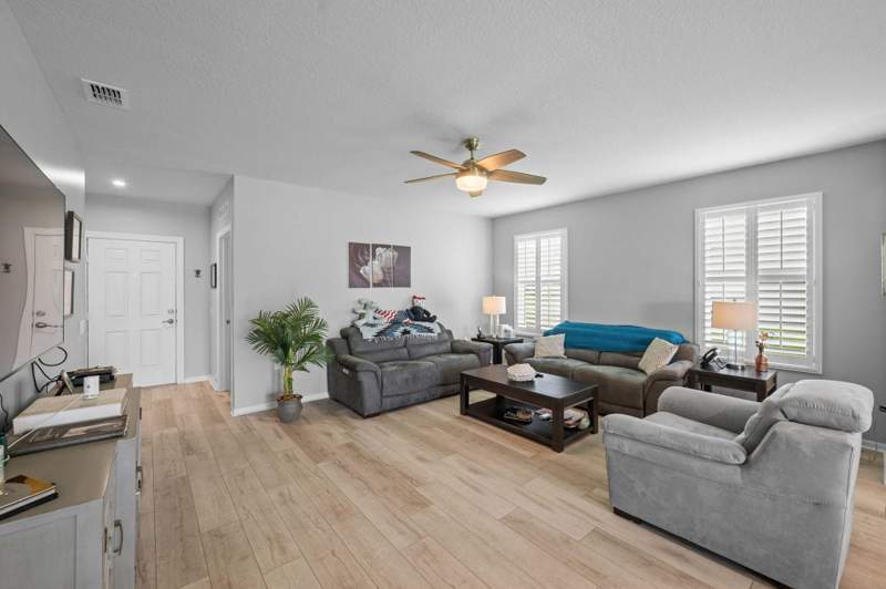 3 bedroom Single Family Residence at 3833 Lancove Way, Carriage Pointe Estates Replat, Fort Pierce — photo 4