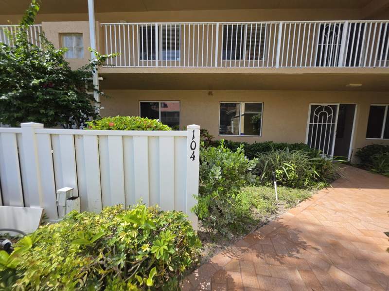 3 bedroom Condominium at 5951 Regal Glen Drive #104, Coral Lakes - Regal Shores Condo , Boynton Beach — photo 3