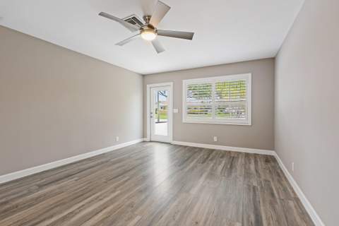 19144 SE Arnold Drive, Tequesta FL - photo 8 of 34