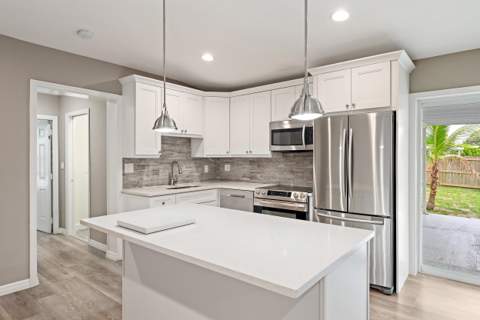 19144 SE Arnold Drive, Tequesta FL - photo 15 of 34