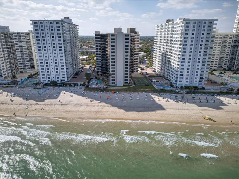 1 bedroom Condominium at 3800 Galt Ocean Drive #105, Galt Ocean Club Condo, Fort Lauderdale — photo 4