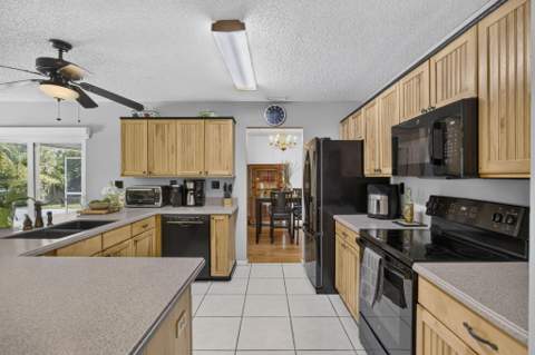 12224 Gingerwood Lane, Wellington FL - photo 22 of 70
