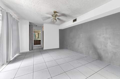 2423 24th Lane, Greenacres FL - photo 17 of 19