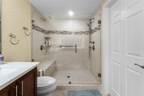 12584 Woodmill Drive, Palm Beach Gardens FL - photo 15 of 39