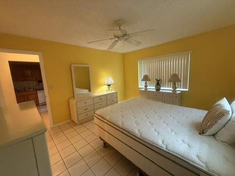197 Lake Susan Lane, West Palm Beach FL - photo 11 of 24