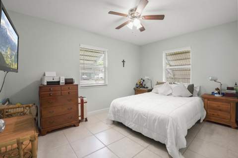 3231 Vassallo Avenue, Palm Springs FL - photo 11 of 25