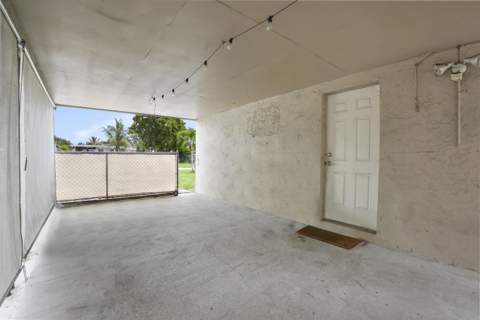 3231 Vassallo Avenue, Palm Springs FL - photo 16 of 25