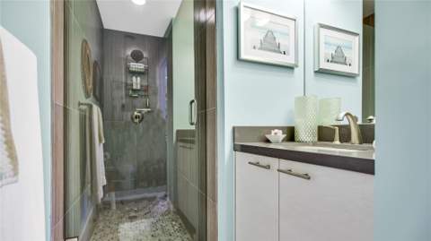 816 NE 7th Street, Fort Lauderdale FL - photo 7 of 42