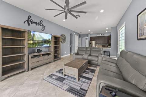 7213 Sandgrace Lane, Lake Worth FL - photo 8 of 57