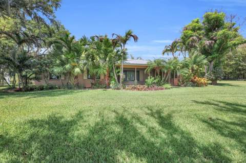 8609 S Indian River Drive, Fort Pierce FL - photo 6 of 86