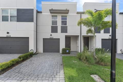 3947 SE Mentmore Lane, Stuart FL - photo 6 of 28
