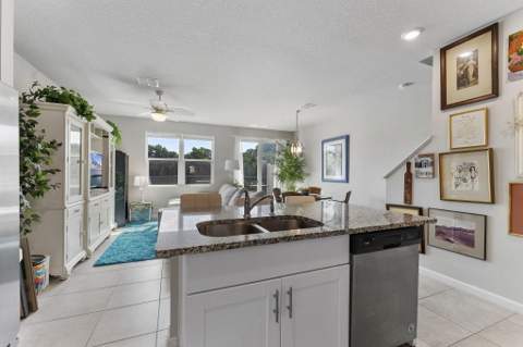 3947 SE Mentmore Lane, Stuart FL - photo 11 of 28